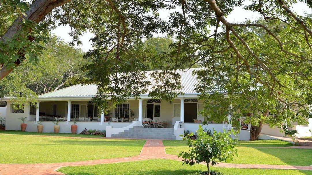 Batonka Guest Lodge