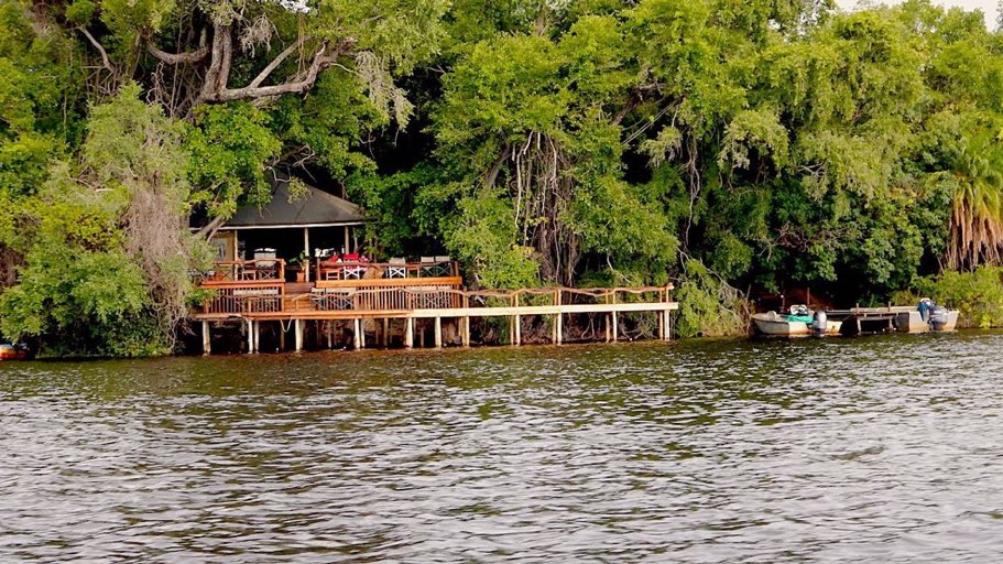 Guma Lagoon Camp